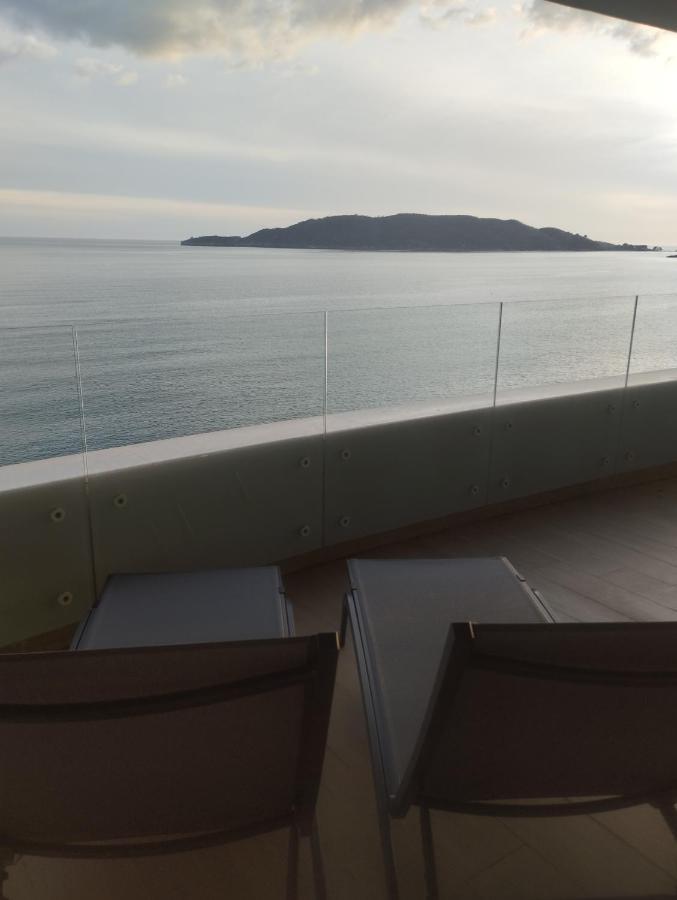 Beachfront Luxury Apartment Budva Exterior photo