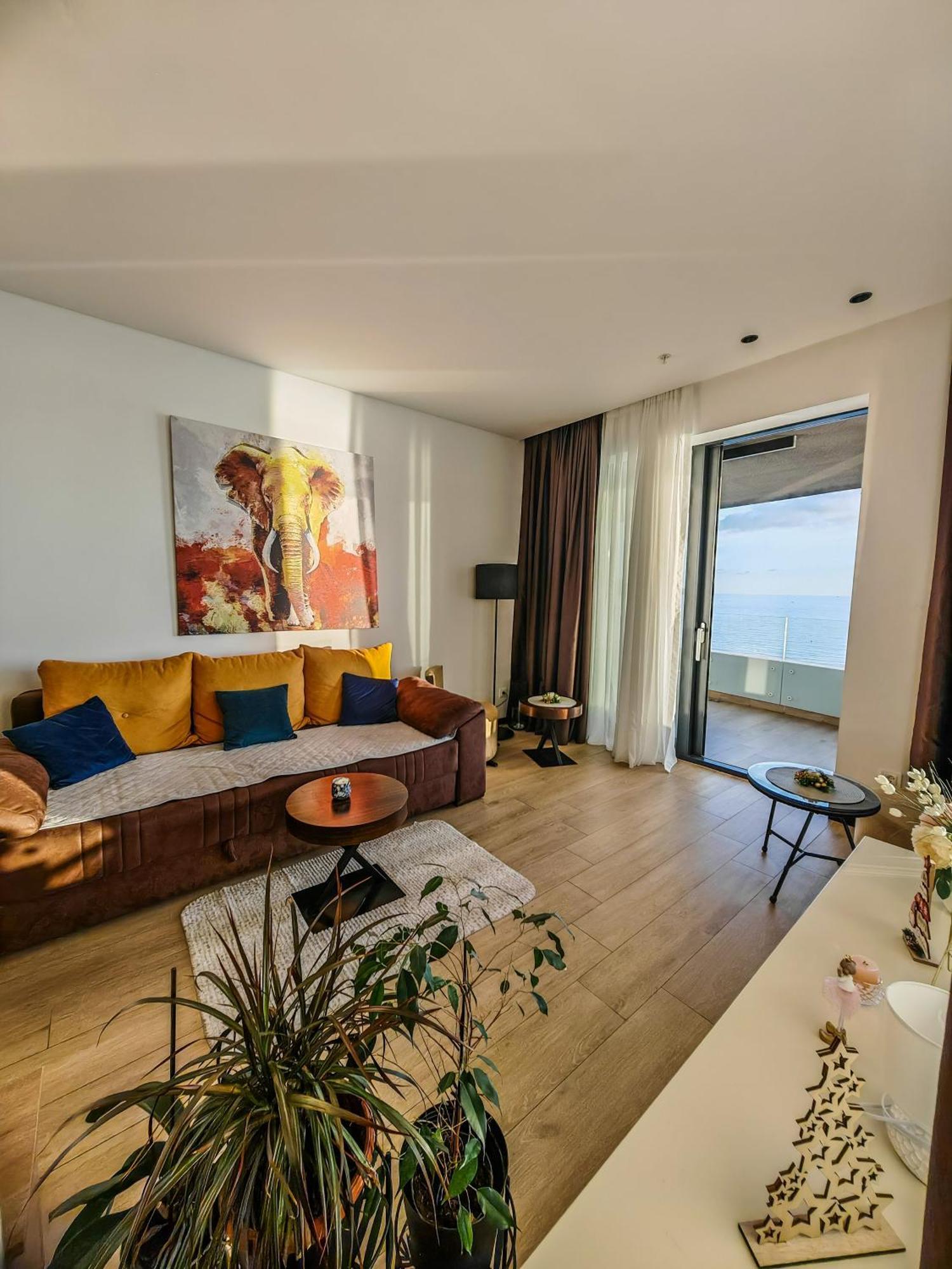 Beachfront Luxury Apartment Budva Exterior photo