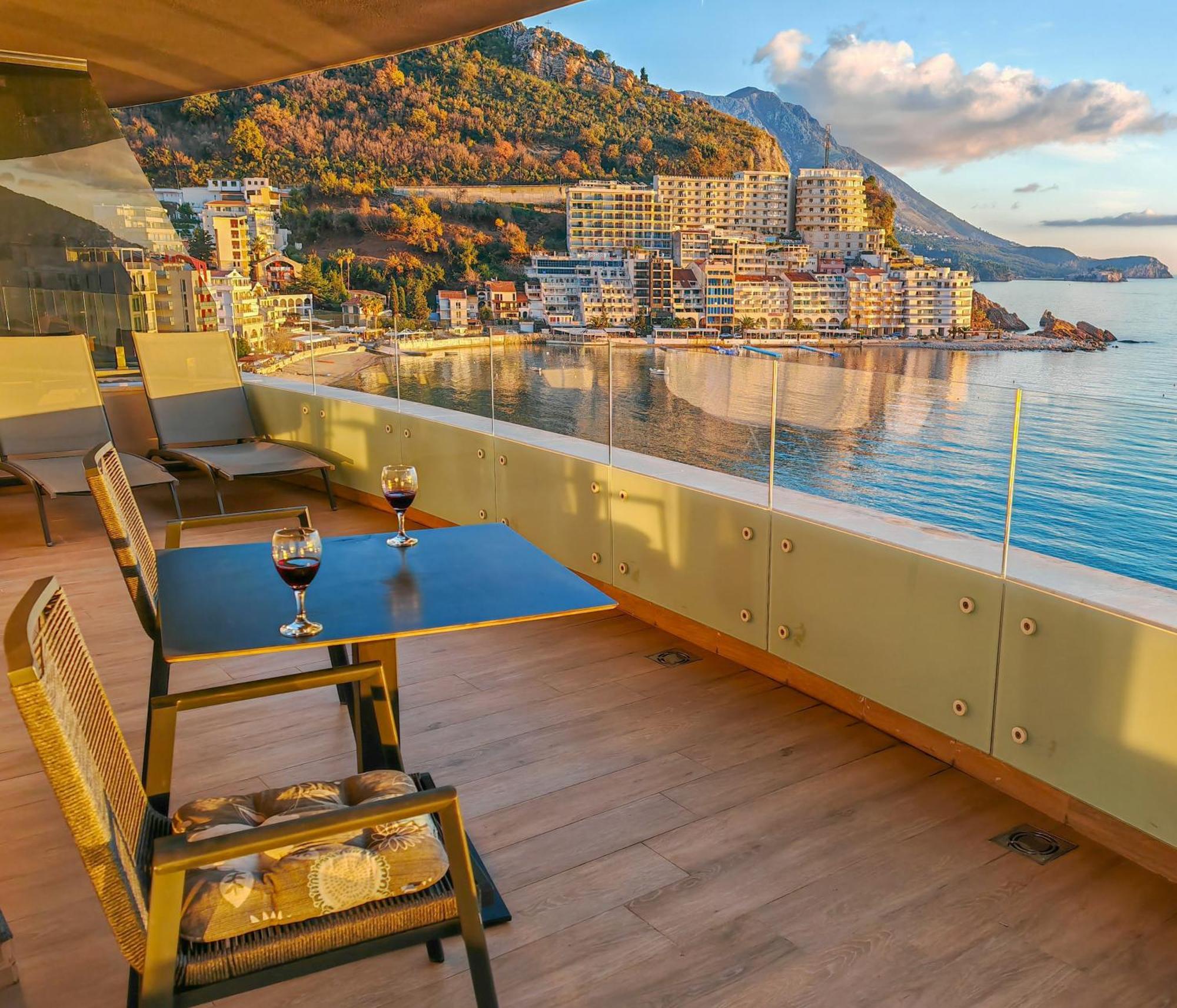 Beachfront Luxury Apartment Budva Exterior photo